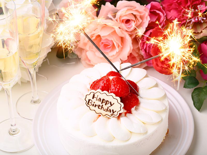 大切なあの人 ご家族 お友達のお誕生日や記念日のお祝いにケーキやお花をご注文いただけます ホテルレオマの森 最安値宣言 公式 大江戸温泉物語グループ